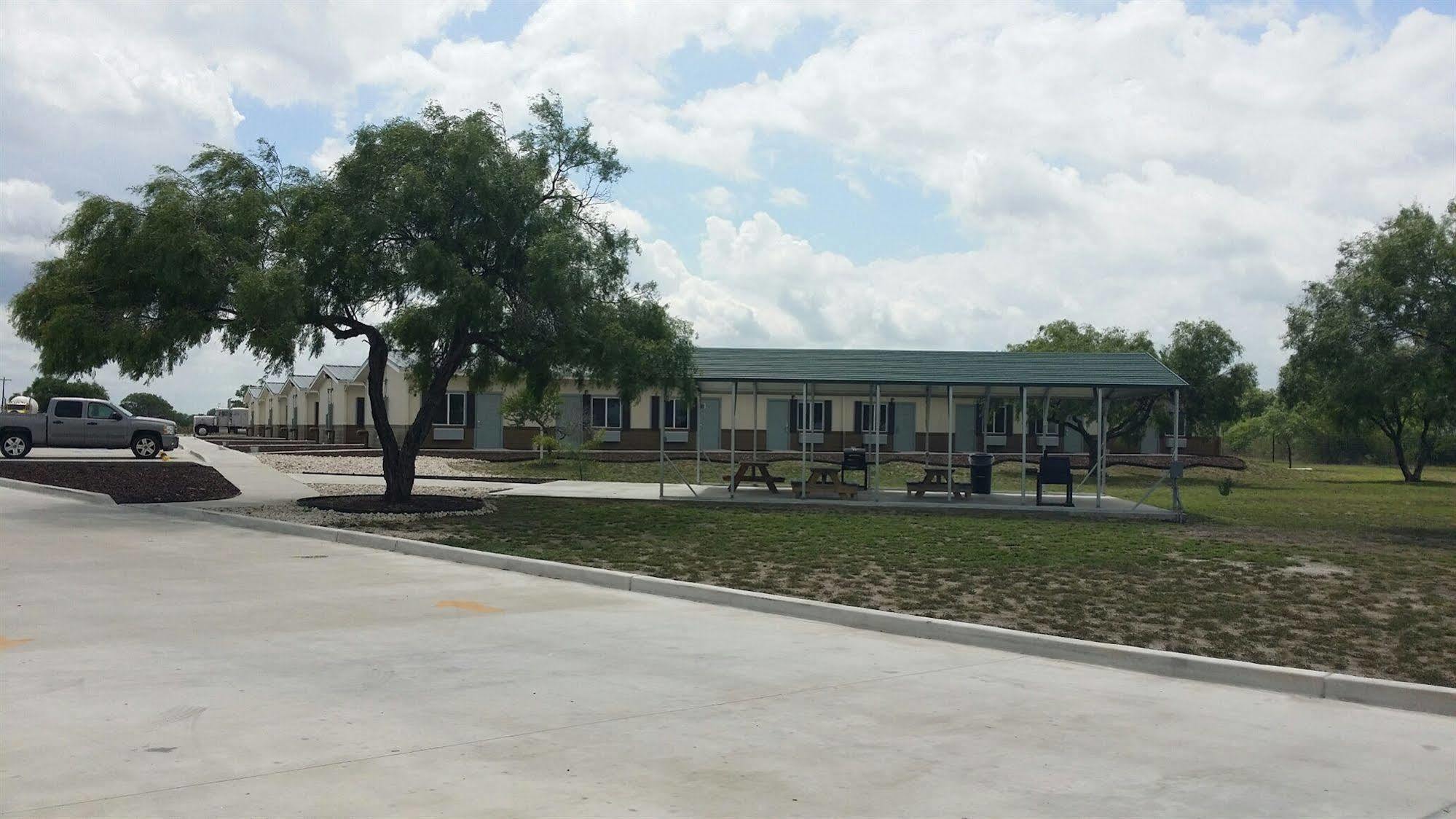 Tres Rios Lodge Three Rivers Exteriör bild